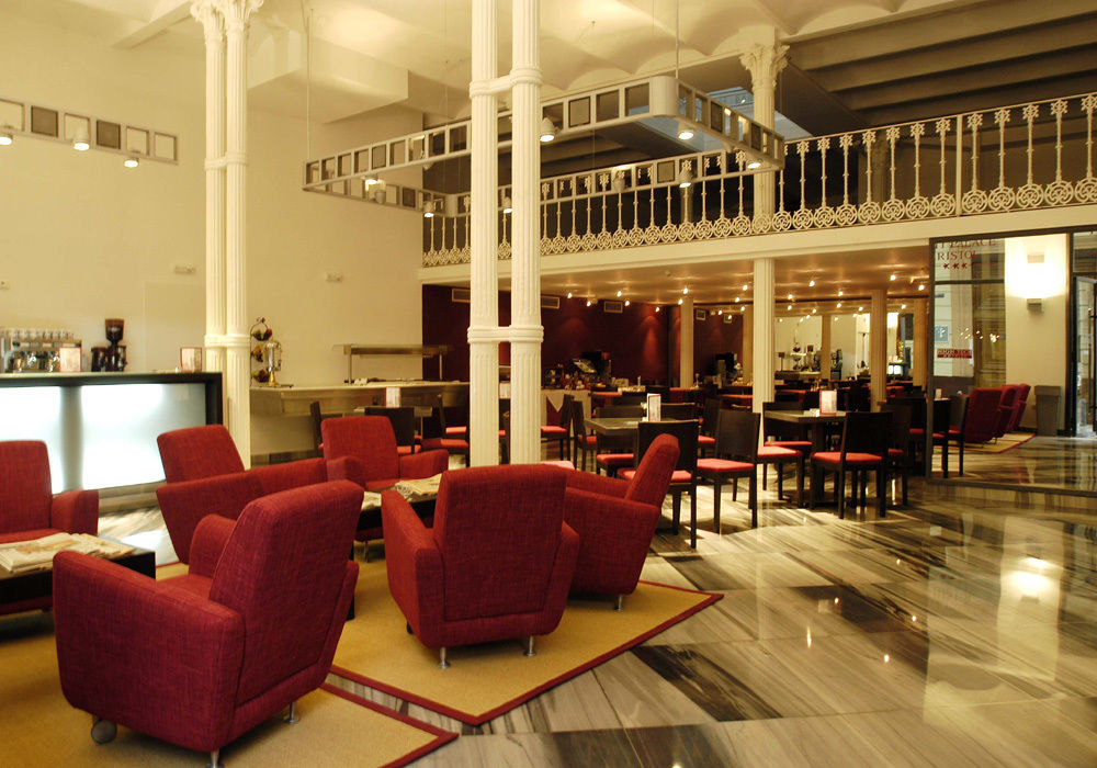 เปอตี พาเลซ พลาซา เด ลา เรย์นา Hotel บาเลนเซีย ภายนอก รูปภาพ