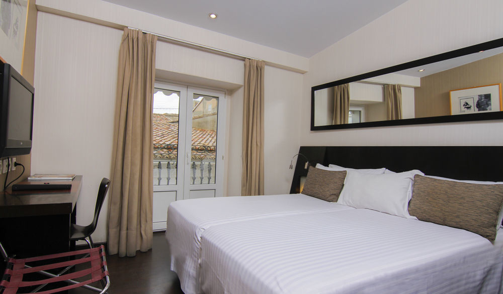 เปอตี พาเลซ พลาซา เด ลา เรย์นา Hotel บาเลนเซีย ภายนอก รูปภาพ
